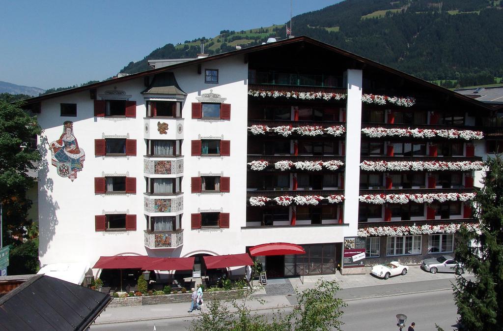 Streifsuite By Q! Hotels Kitzbühel Exterior foto